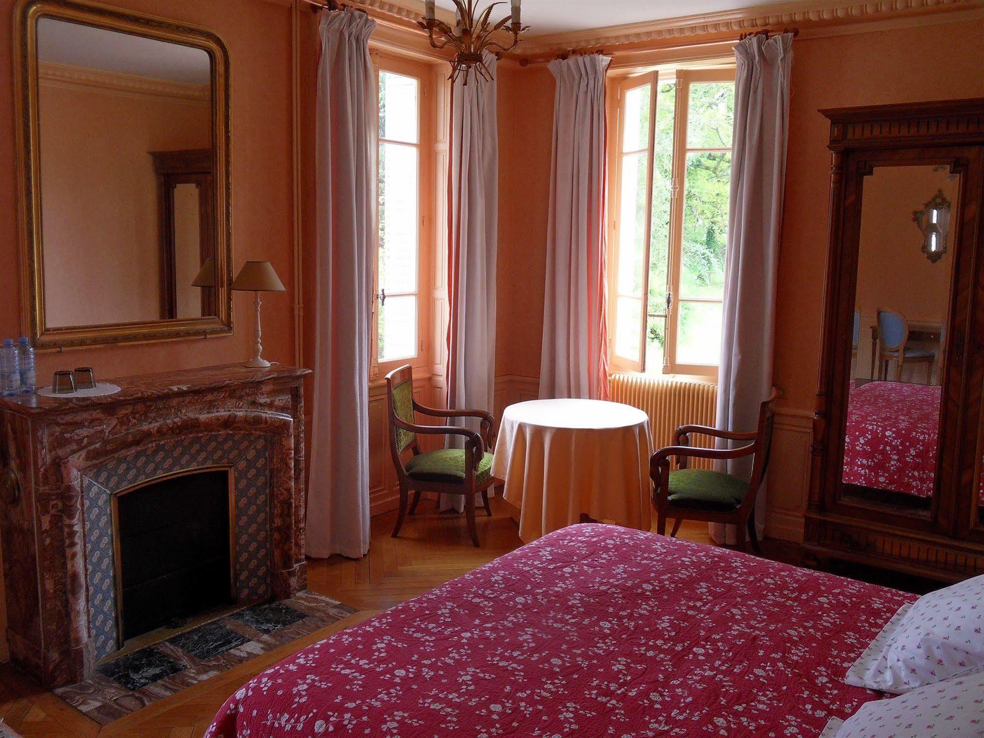 Chateau De La Motte Noailly Exterior foto